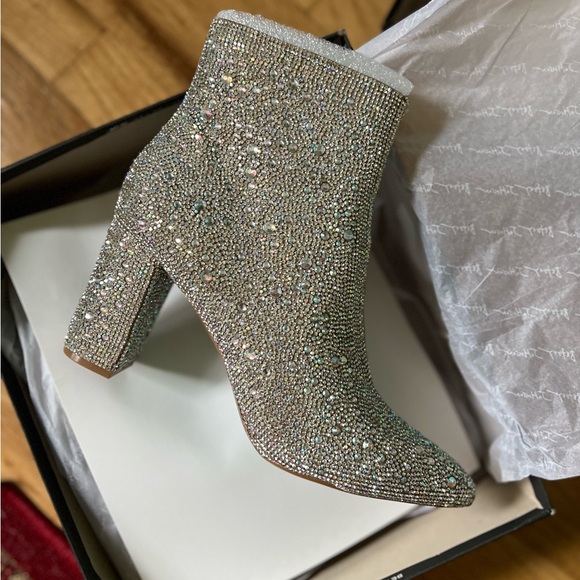 Betsy Johnson Kyle Rhinestone Booties Size 8 - Picture 4 of 8